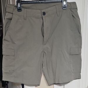 Bass Pro Shops Men's Tan Cargo Shorts